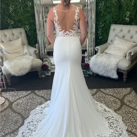 ＊PRONOVIAS＊ Erandi ウェディングドレス プロノビアスなどインポートウェディングドレスのレンタル・購入
